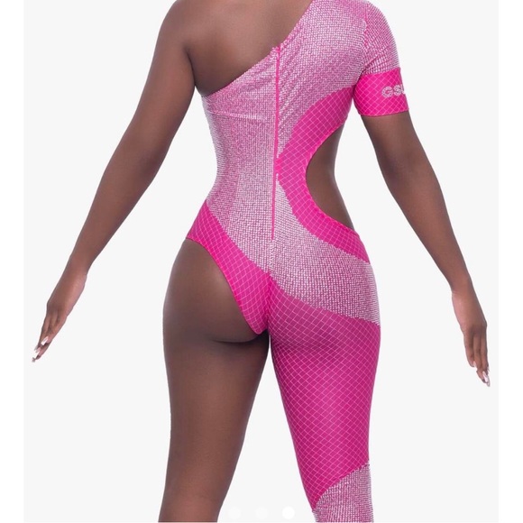 ISO gsuwoo jumpstuit - Picture 2 of 2